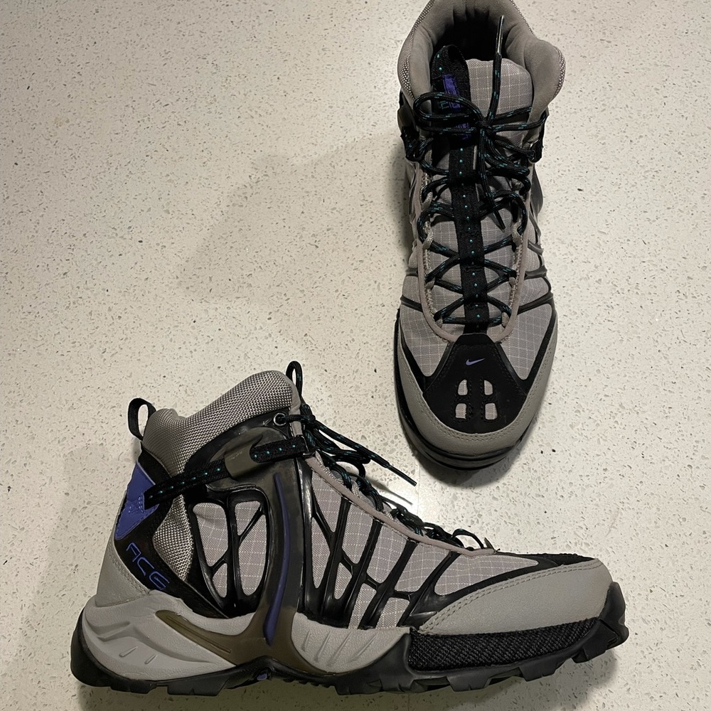 Nike ACG Tallac Lite Boot (Size 10)